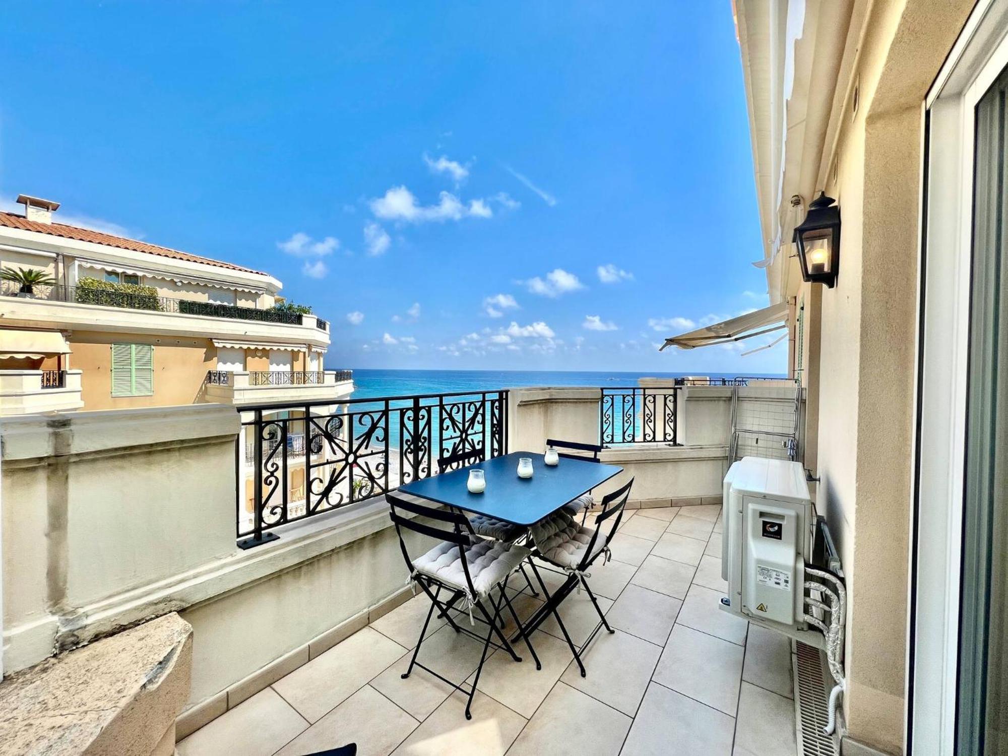 'Le Victoria Beach' Vue Mer Plein Centre, Spacieux مينتون المظهر الخارجي الصورة